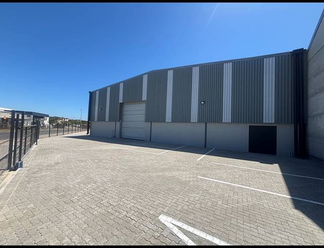 1,923M² WAREHOUSE TO LET IN FIRGROVE